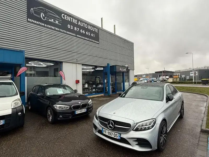 Gris Utilisé 2019 Mercedes C200 AMG line Berline | 26 900 € (Prix cher) - Image 1/4