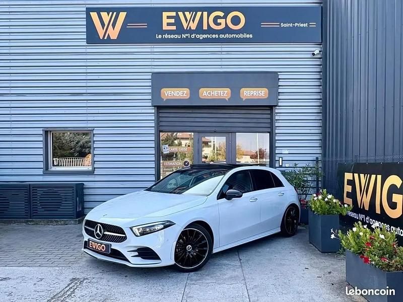 Blanc Occasion 2021 Mercedes A200 AMG line Berline | 29 980 € (Prix juste) - Image 1/4