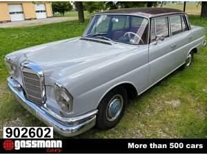Gris Utilisé 1961 Mercedes 220 SE Coupé | 22 500 € - Image 1/4
