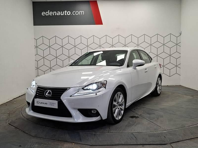 Utilisé 2015 Lexus IS300h Berline | 19 990 € - Image 1/4
