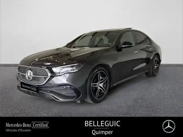 Gris Utilisé 2024 Mercedes E220 AMG line Berline | 67 890 € - Image 1/4