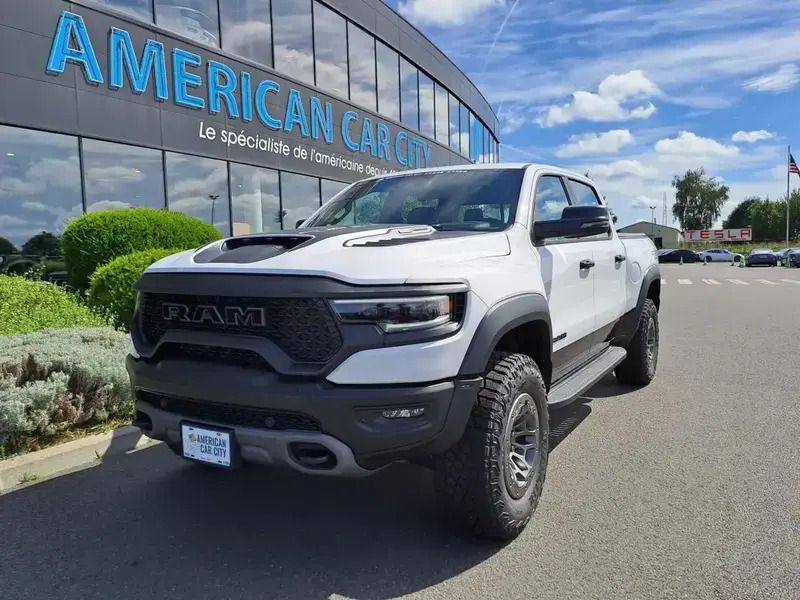 Blanc Nouvelle 2024 Dodge Ram Pick-up | 179 900 € - Image 1/4