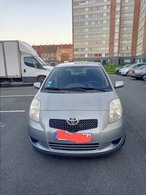 Utilisé 2007 Toyota Yaris Berline | 3 450 € (Super prix) - Image 1/4