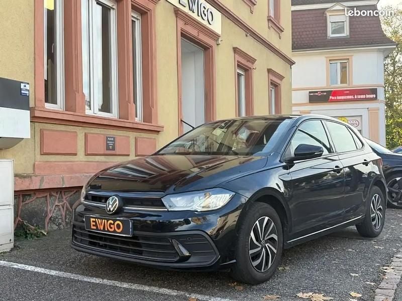 Noir Occasion 2023 VW Polo Life Citadine | 16 490 € (Bon prix) - Image 1/4