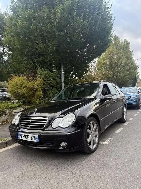 Utilisé 2005 Mercedes C220 Avantgarde Break | 3 700 € - Image 1/4
