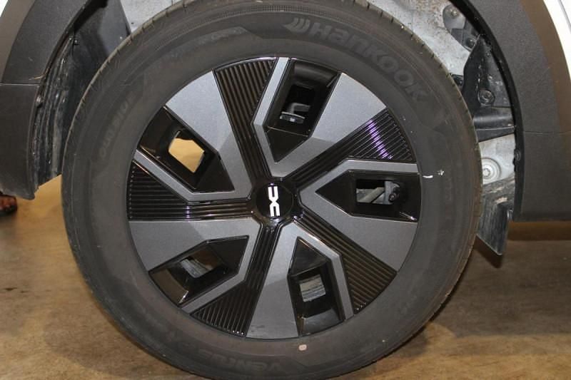 Image 3/4