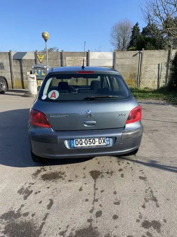 Image 2/4