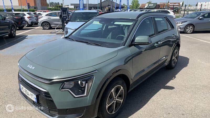 Vert Utilisé 2025 Kia Niro Active SUV | 30 999 € (Prix juste) - Image 1/4