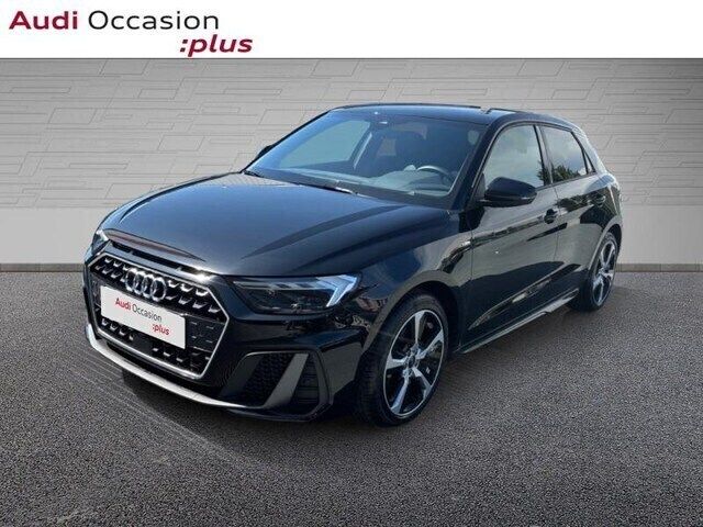 Noir mythe métallisé Utilisé 2024 Audi A1 Sportback S-Line Citadine | 29 990 € (Prix juste) - Image 1/4