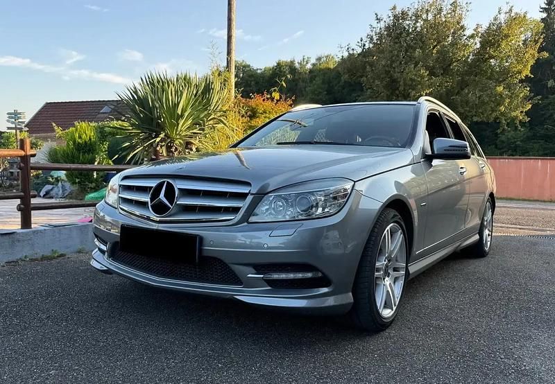 Gris Utilisé 2010 Mercedes C250 AMG line Break | 12 900 € - Image 1/4