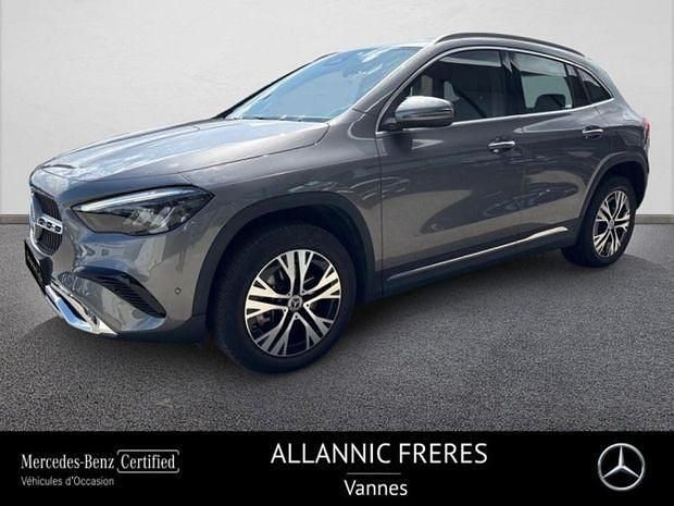 Gris Utilisé 2024 Mercedes GLA250 Progressive SUV | 40 790 € (Bon prix) - Image 1/4
