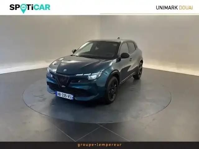 Bleu navigli métallisée/toit noir Utilisé 2025 Alfa Romeo GT Junior Premium SUV | 29 990 € - Image 1/4