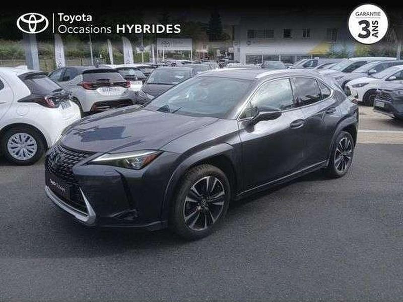 Utilisé 2023 Lexus UX 250h Executive Line SUV | 32 990 € (Prix assez cher) - Image 1/1