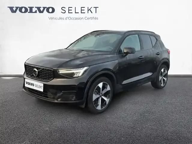 Noir Occasion 2025 Volvo XC40 SUV | 40 990 € - Image 1/4