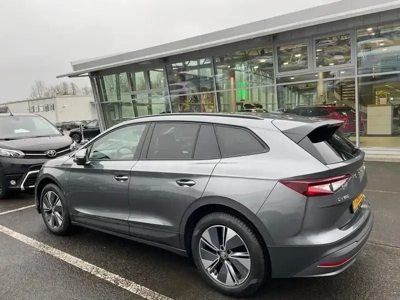Gris Utilisé 2022 Skoda Enyaq iV Loft SUV | 27 000 € (Prix juste) - Image 1/4