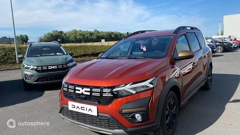 Brun Utilisé 2024 Dacia Jogger Extreme Break | 26 990 € (Prix assez cher) - Image 1/4