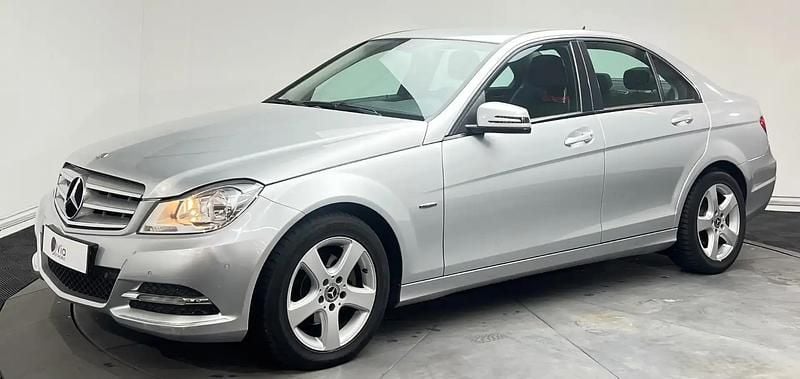 Argent Utilisé 2011 Mercedes C200 Classic Berline | 11 990 € (Prix juste) - Image 1/4