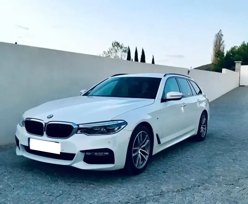 Blanc Utilisé 2017 BMW 520 M Sport Break | 26 900 € (Prix cher) - Image 1/4