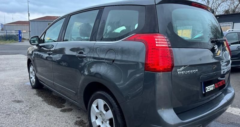 Occasion Peugeot 5008 Premium 110 ch (80 kW) 2010 Gris Monospace