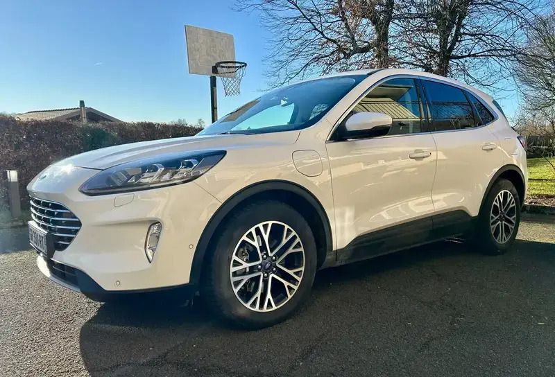 Utilisé 2020 Ford Kuga Titanium SUV | 19 290 € (Prix juste) - Image 1/4