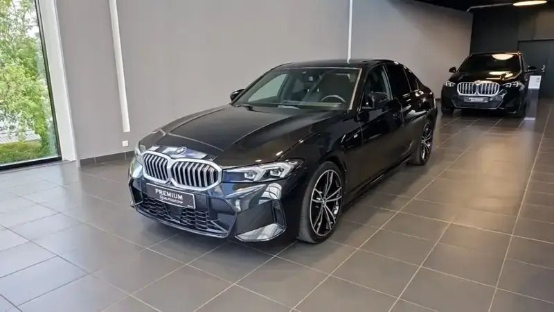 Noir Utilisé 2023 BMW 320 M Sport Berline | 39 990 € (Prix juste) - Image 1/4