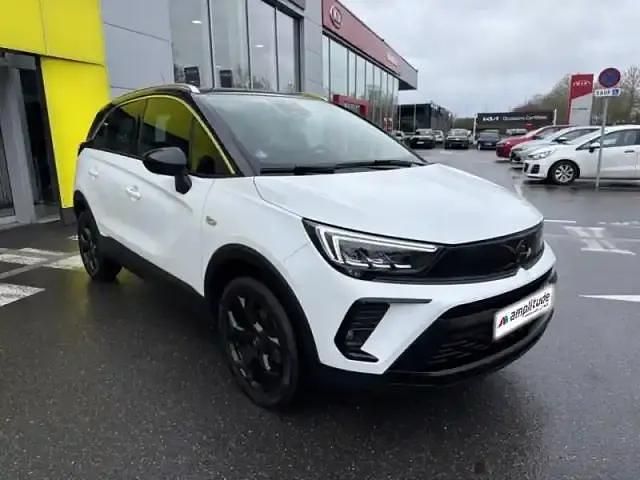 Occasion Opel Crossland X GS Line 130 ch (95 kW) 2022 Blanc arktis/toit noir SUV
