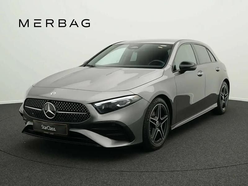 Gris Occasion 2025 Mercedes A200 AMG line Berline | 35 490 € (Prix juste) - Image 1/4