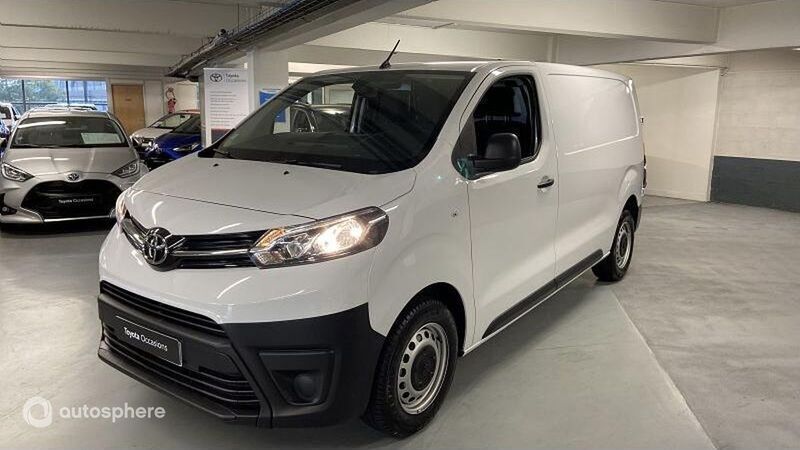 Blanc glacier Utilisé 2024 Toyota Proace Van | 26 999 € (Bon prix) - Image 1/4