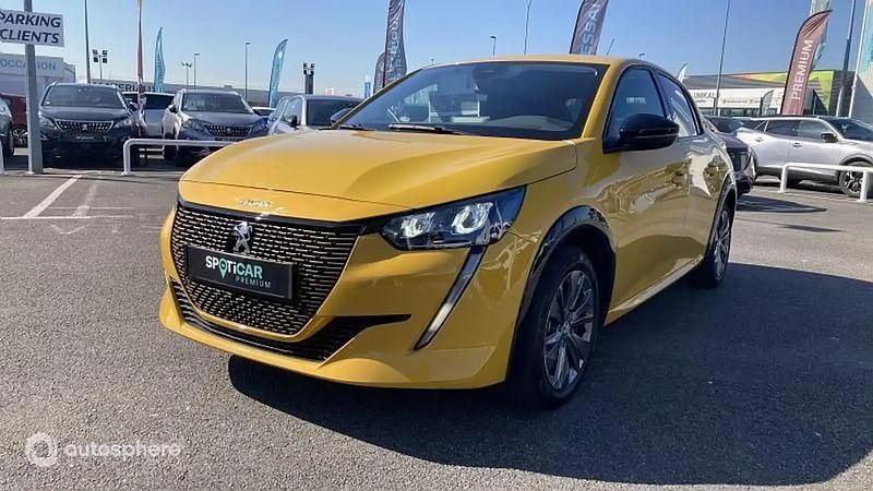 Jaune Utilisé 2022 Peugeot e-208 Allure Citadine | 15 999 € (Prix juste) - Image 1/4