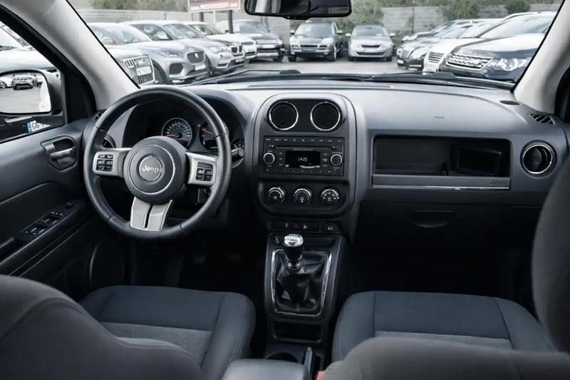 Occasion Jeep Compass Sport 166 ch (122 kW) 2012 Blanc SUV