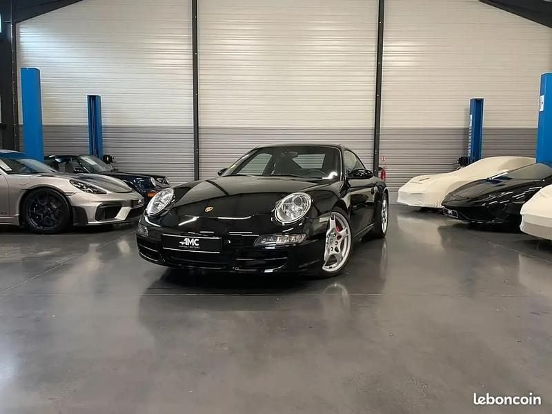 Noir Occasion 2006 Porsche 911 Carrera S Chrono Coupé | 57 900 € (Prix juste) - Image 1/4