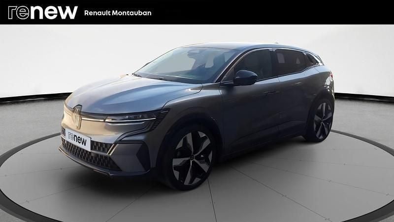 Gris Utilisé 2023 Renault Mégane Techno Berline | 25 990 € (Bon prix) - Image 1/4