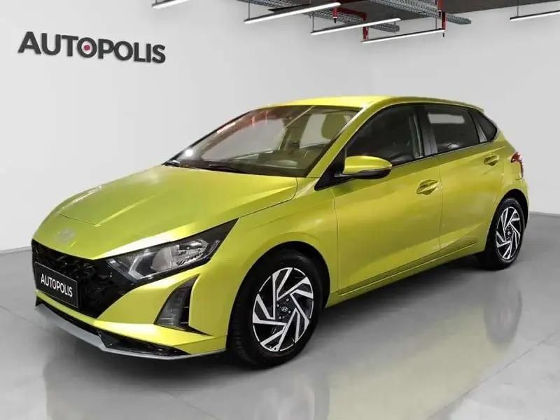Jaune Utilisé 2024 Hyundai i20 Berline | 20 502 € (Prix juste) - Image 1/4