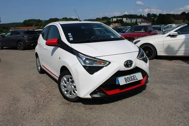 Blanc Utilisé 2021 Toyota Aygo Citadine | 11 990 € (Bon prix) - Image 1/4