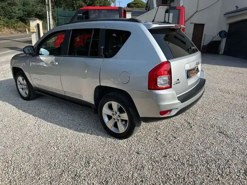 Image 2/4