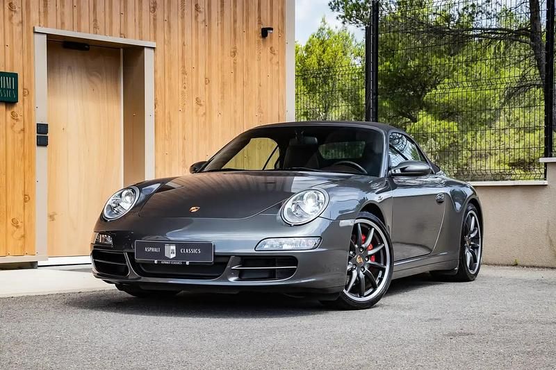 Gris Occasion 2006 Porsche 911 Carrera 4S Cabriolet Cabriolet | 78 900 € (Prix juste) - Image 1/4