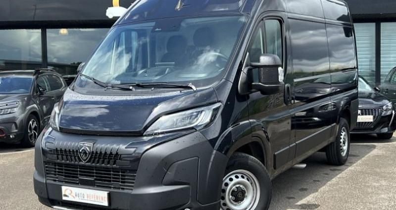 Utilisé 2024 Peugeot Boxer Van | 29 160 € (Prix juste) - Image 1/4