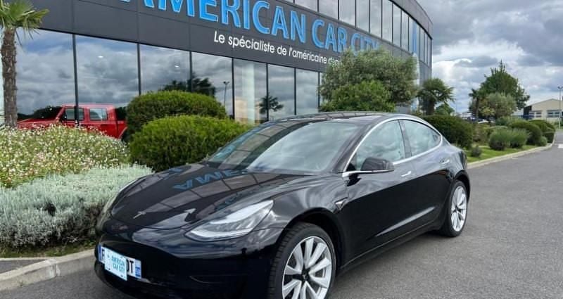 Utilisé 2020 Tesla Model 3 Standard Range Berline | 23 990 € (Prix juste) - Image 1/4