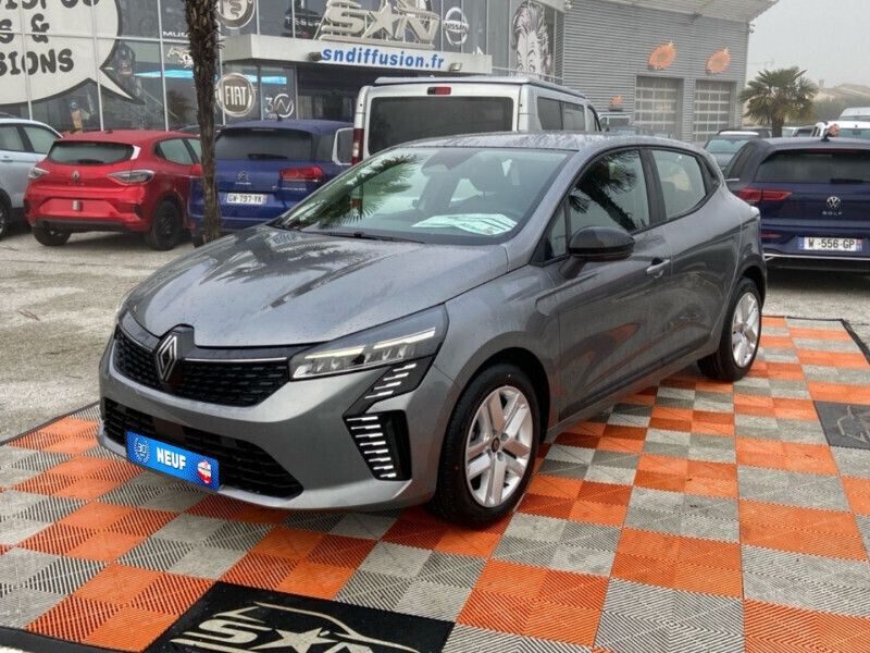 Gris Nouvelle 2025 Renault Clio V Evolution Citadine | 18 490 € (Prix juste) - Image 1/4
