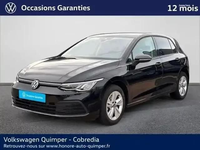 Noir intense nacrée Occasion 2023 VW Golf Life Berline | 23 990 € (Bon prix) - Image 1/4
