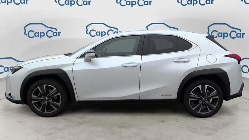 Occasion Lexus UX 250h 152 ch (111 kW) 2022 Blanc SUV