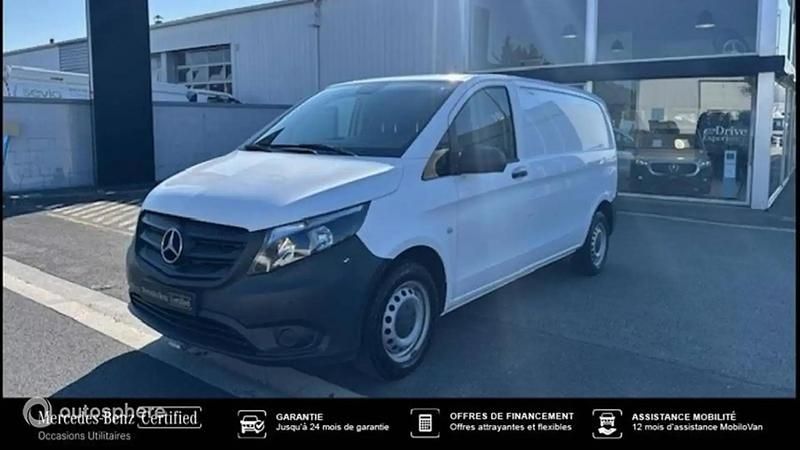 Blanc Utilisé 2020 Mercedes Vito Monospace | 24 999 € - Image 1/4