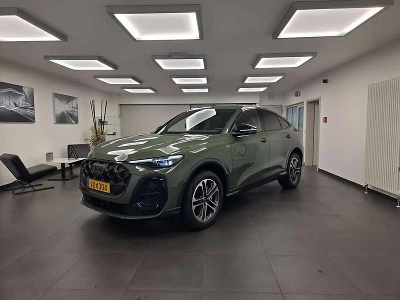 Vert Occasion 2025 Audi Q5 Sportback Sport SUV | 64 512 € (Prix cher) - Image 1/4