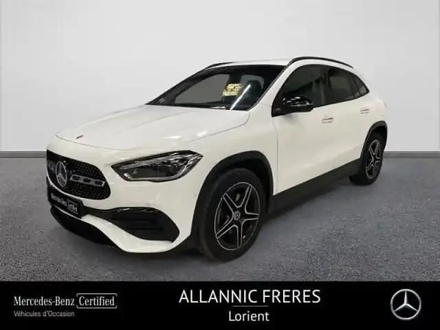 Blanc Occasion 2022 Mercedes GLA250 AMG line SUV | 37 490 € (Prix juste) - Image 1/4