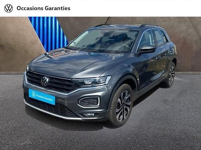 Utilisé 2021 VW T-Roc Active SUV | 21 689 € (Prix juste) - Image 1/4