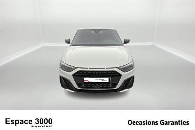 Occasion Audi A1 Sportback S-Line 95 ch (69 kW) 2024 Argent rosée métallisé Citadine