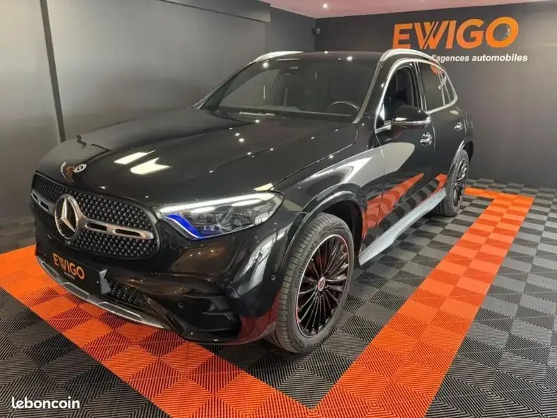 Noir Utilisé 2023 Mercedes GLC300e AMG line SUV | 65 490 € - Image 1/4