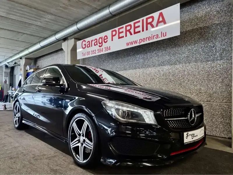 Noir Utilisé 2015 Mercedes CLA250 Shooting Brake AMG line Break | 15 900 € - Image 1/4