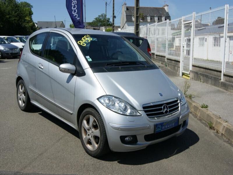 Gris Utilisé 2007 Mercedes A180 Avantgarde Berline | 6 990 € (Prix cher) - Image 1/3