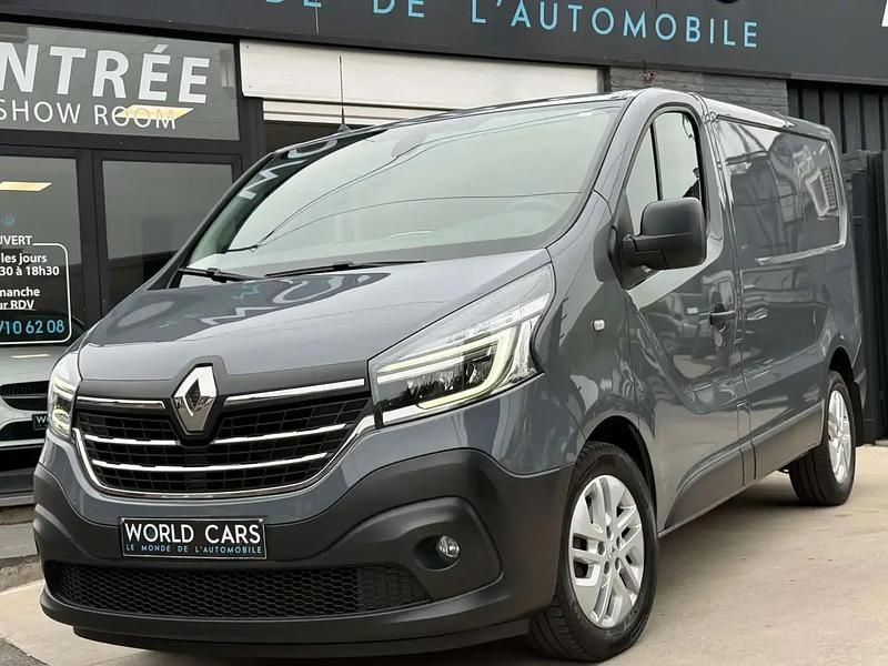 Gris Utilisé 2020 Renault Trafic Van | 22 990 € - Image 1/4